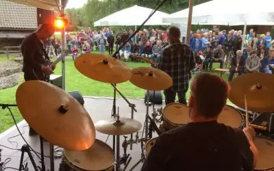 23.08.2026 Hüttenrock: Live-Musik unter freiem Himmel